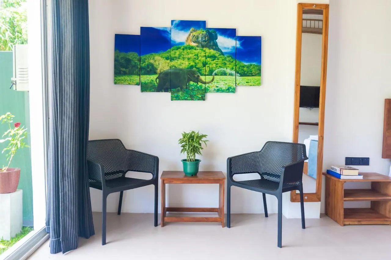 Couette-café Western Sky Negombo